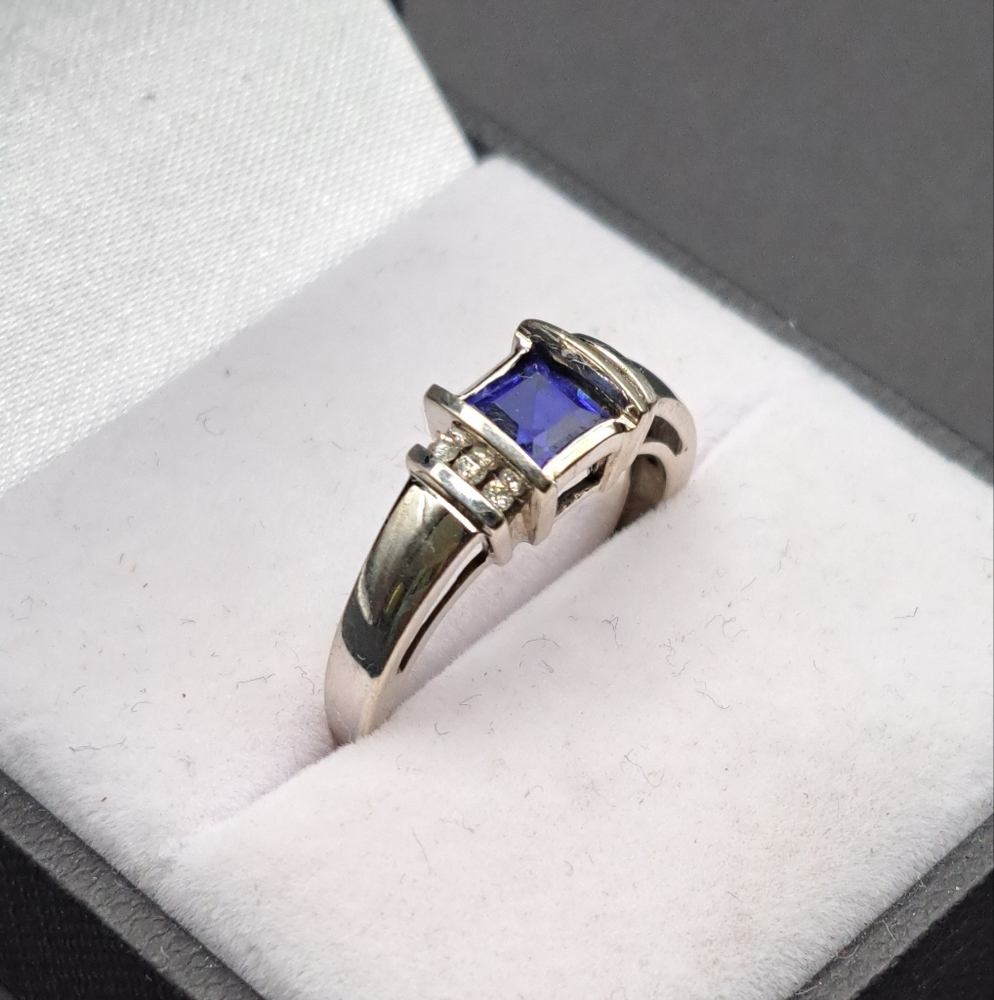 **SOLD** 10k Solid White Gold Blue Sapphire & Diamond Ring